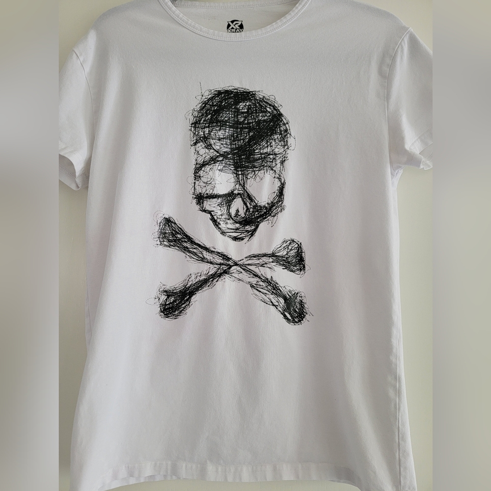 XRAY Skull T-Shirt Sz Small